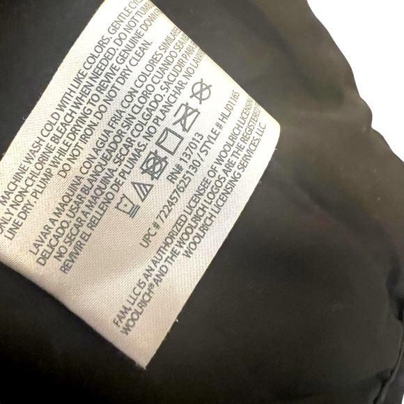 Woolrich duck down vest women’s size large quilted black excellent condition - Picture 7 of 8